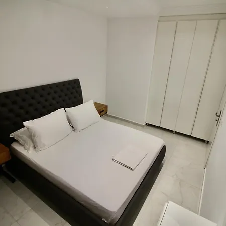 Sela Apartment